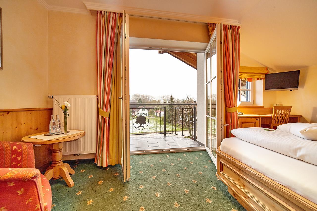 Landhotel Gruener Baum Westendorf  ภายนอก รูปภาพ