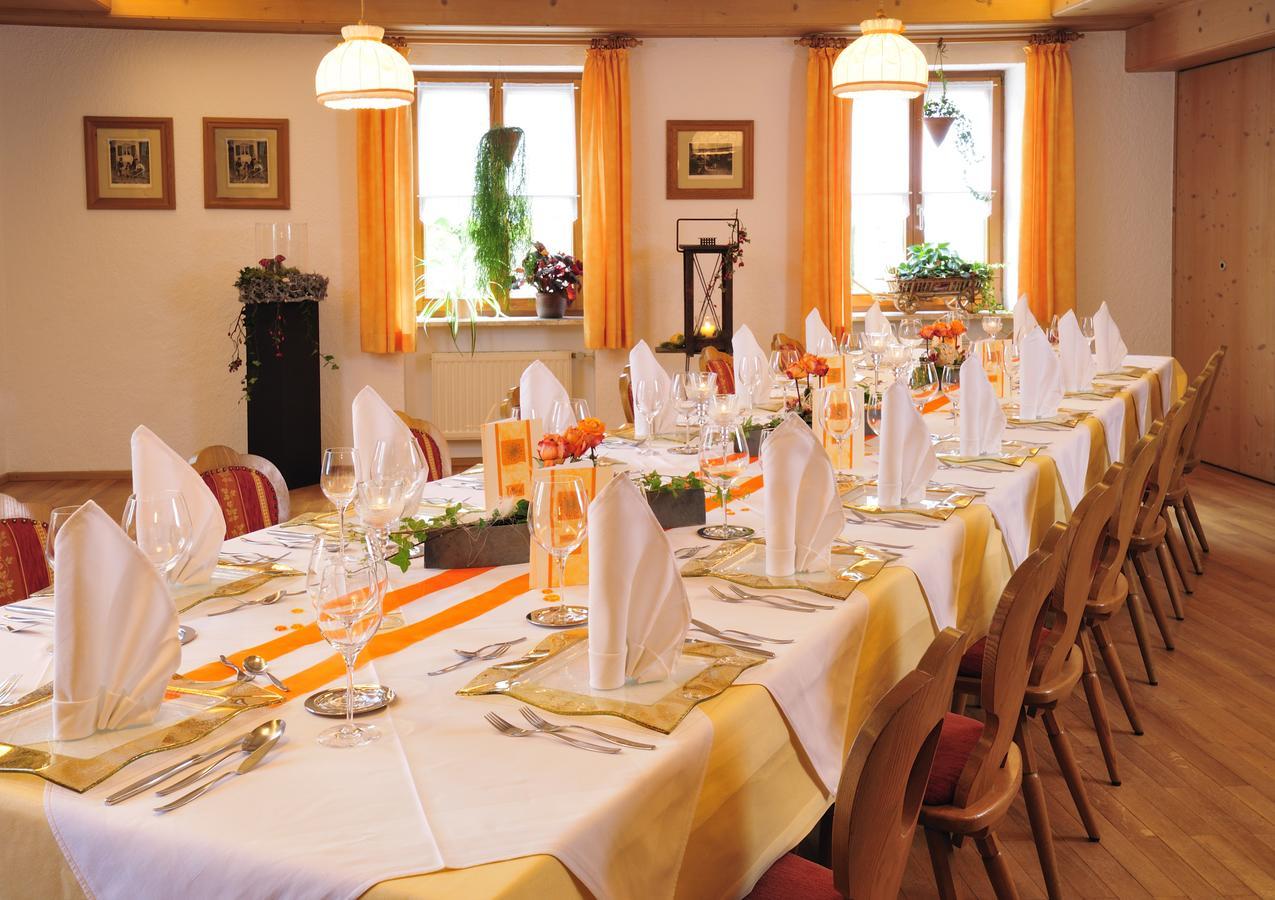 Landhotel Gruener Baum Westendorf  ภายนอก รูปภาพ