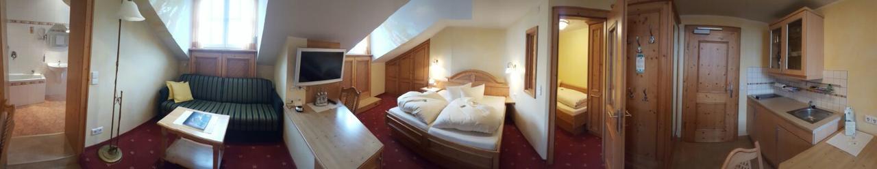 Landhotel Gruener Baum Westendorf  ภายนอก รูปภาพ